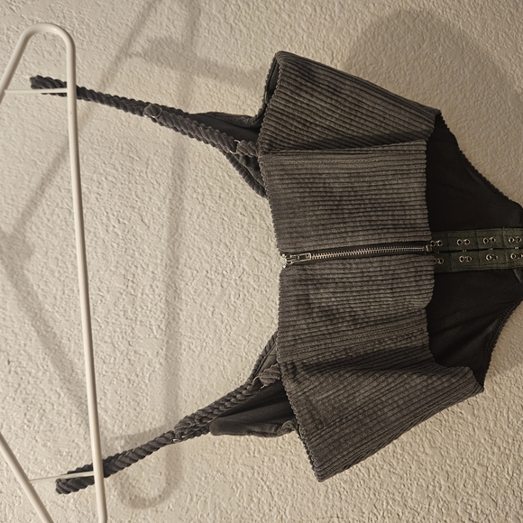 Gray Ribbed Women's Top - Picture 3 of 3